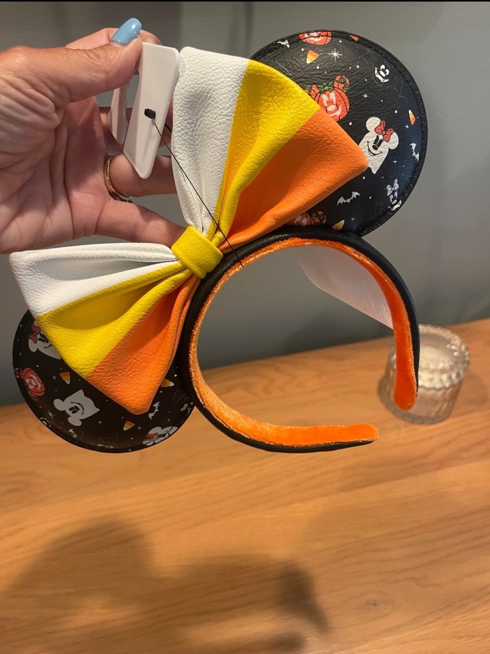 Disney Spooky Mickey and Minnie Mouse Candy Corn Ears Headband by Loungefly - Picture 3 of 8